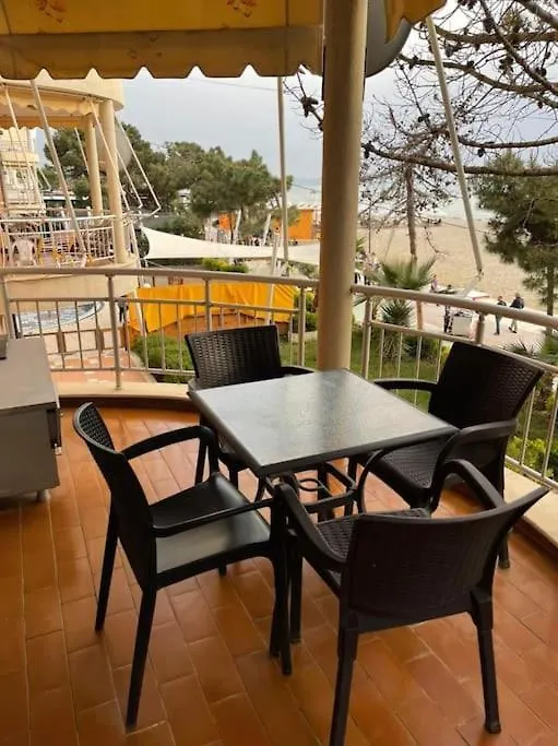 Lovely 2 Bedroom Unit With Beach View Golem  Albania